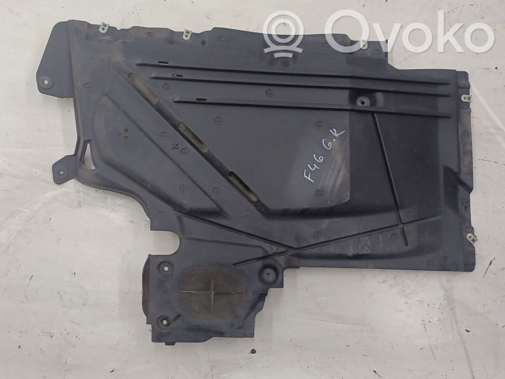 BMW 2 F46 Protezione inferiore 