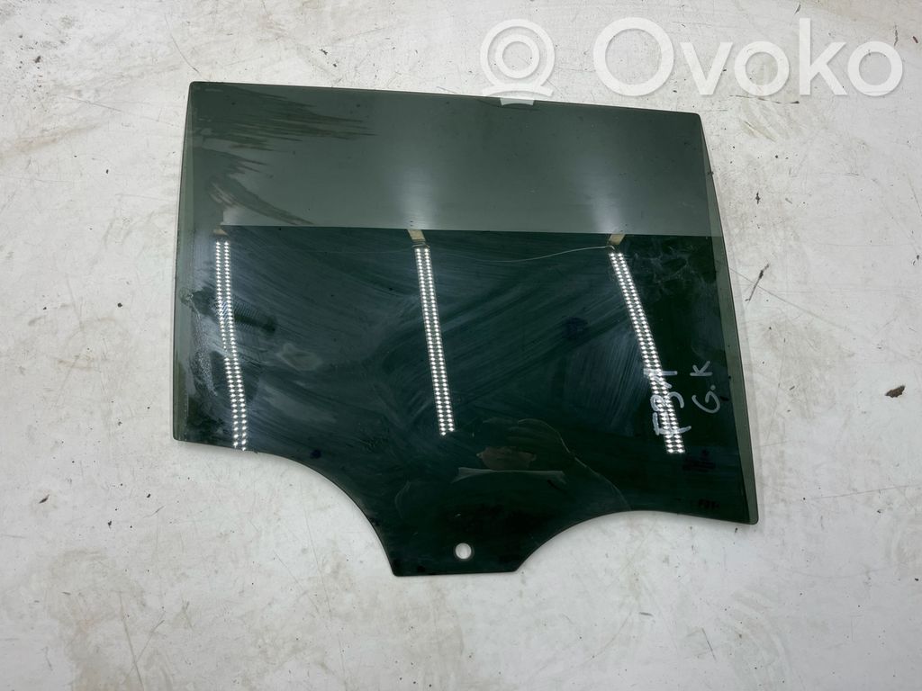 BMW 3 F30 F35 F31 Szyba drzwi tylnych 