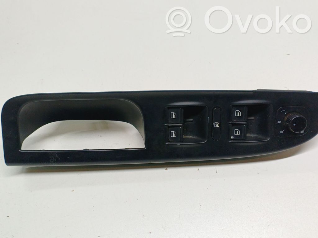 Volkswagen PASSAT B6 Comutator comandă geamuri electrice 