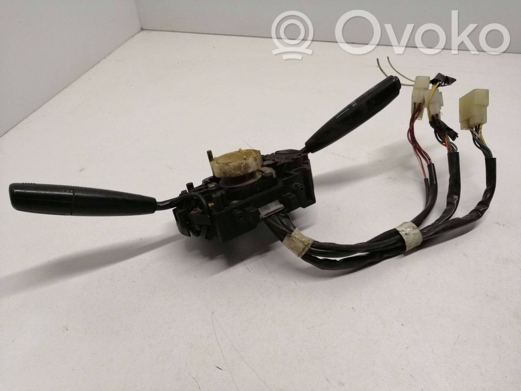 Subaru Legacy Wiper turn signal indicator stalk/switch 