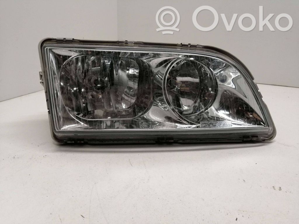 Volvo S40, V40 Headlight/headlamp 