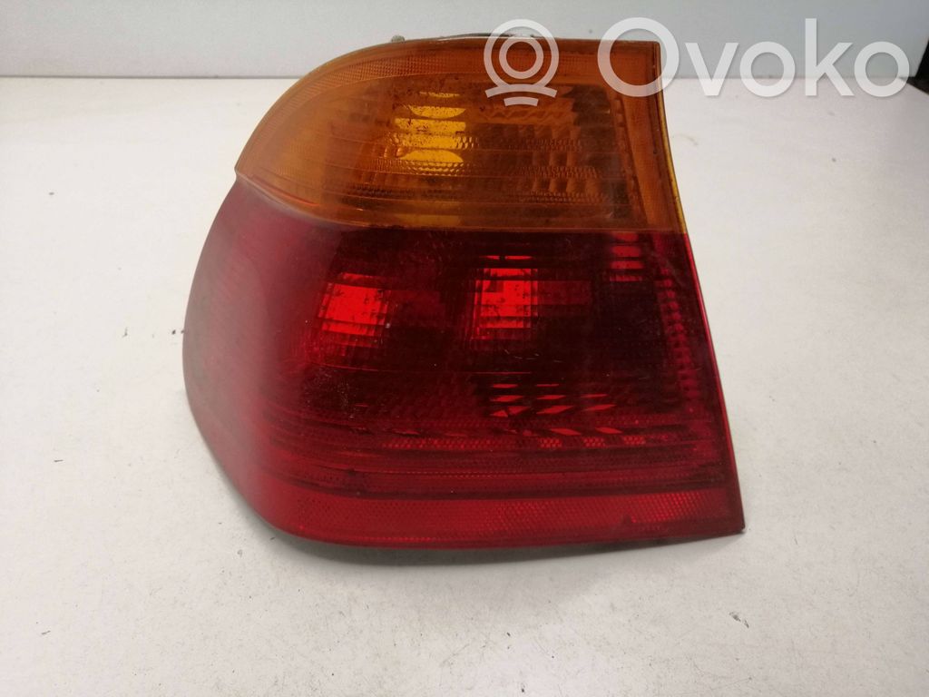 Lampa tylna   8364921,095128