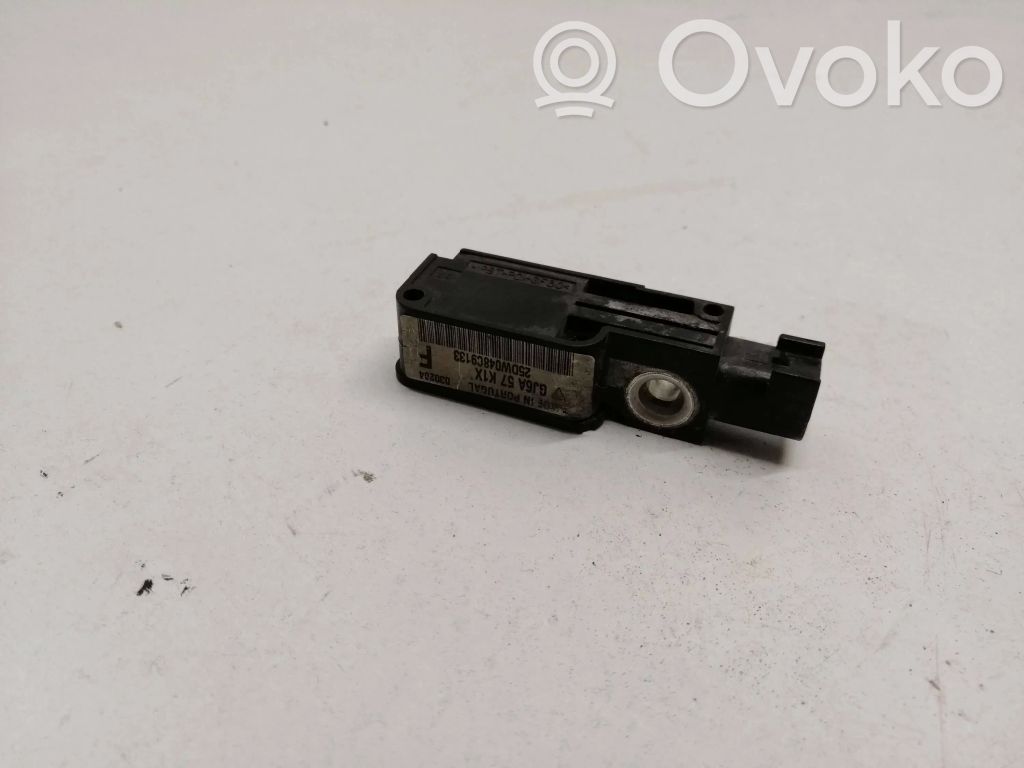 Czujnik uderzenia Airbag   GJ6A57K1X,030204,25DW048C9133