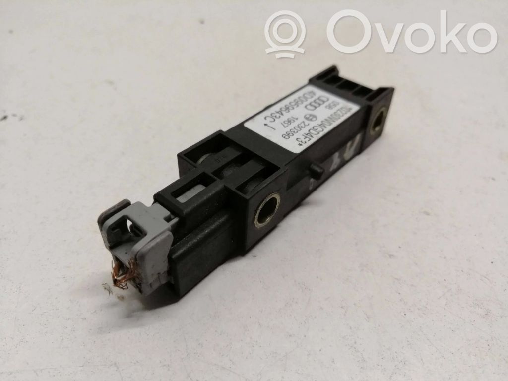 Audi A8 S8 D2 4D Airbagsensor Crashsensor Drucksensor 