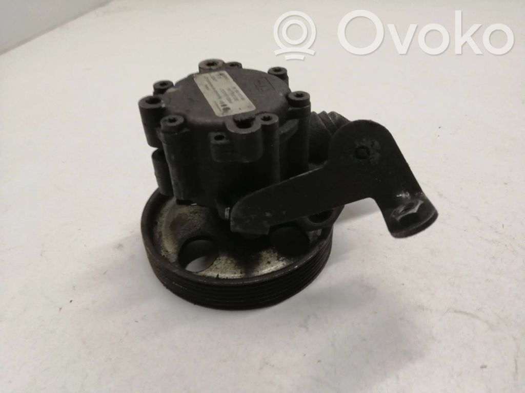 Citroen C5 Ohjaustehostimen pumppu 