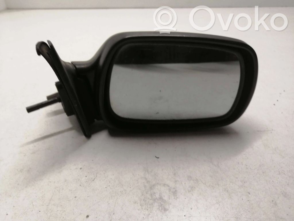 Toyota Starlet (P80) IV Manual wing mirror 