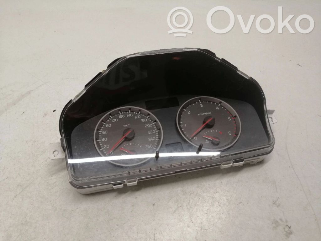 Volvo V50 Speedometer (instrument cluster) 
