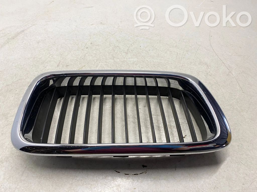 BMW 7 E38 Front grill 