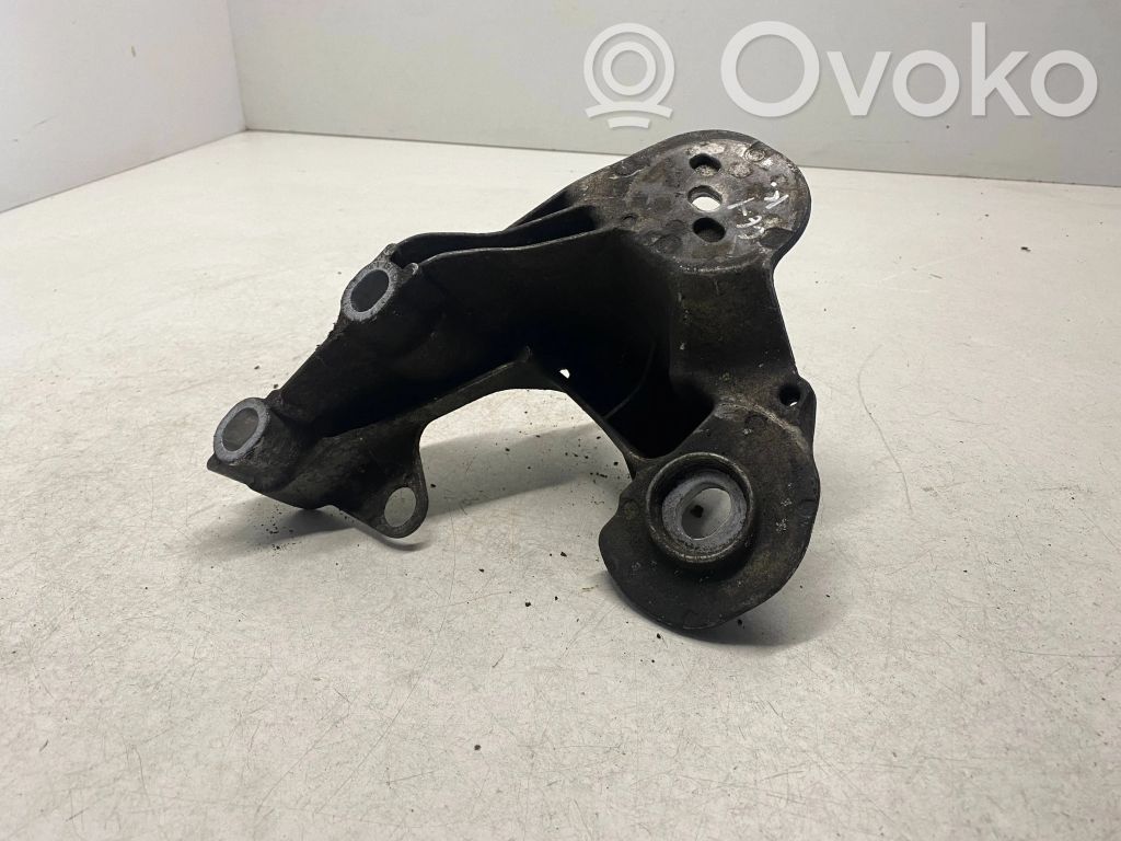 Audi A6 S6 C6 4F Engine mounting bracket 