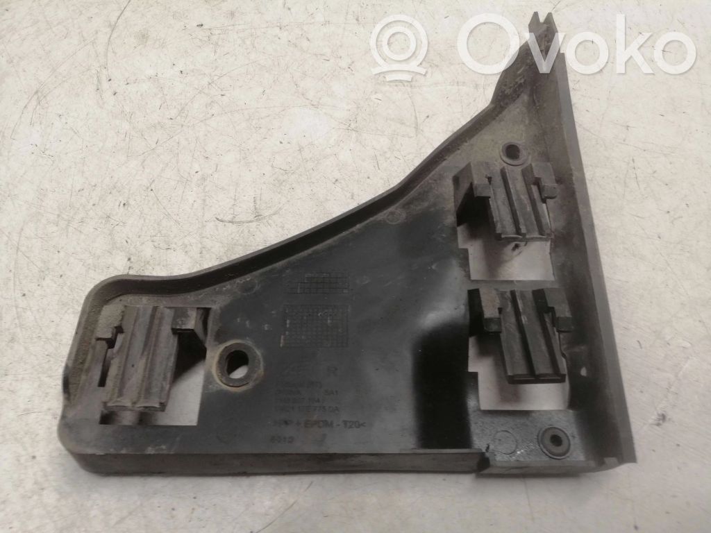 Ford Galaxy Front bumper mounting bracket 