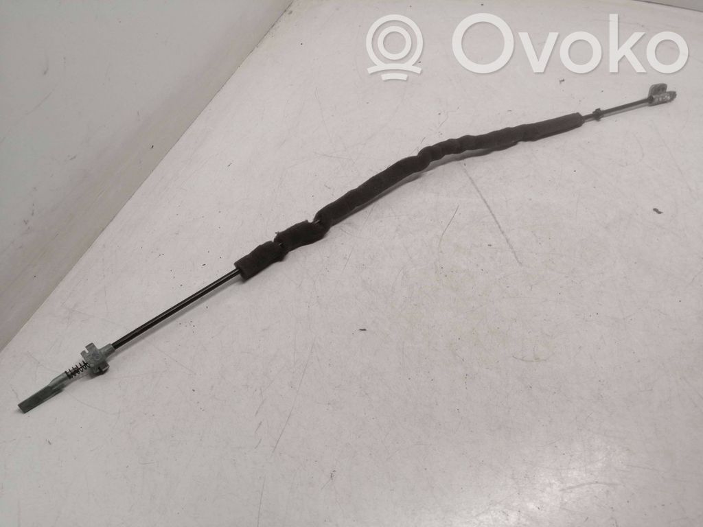 Audi A4 S4 B5 8D Gear shift cable linkage 