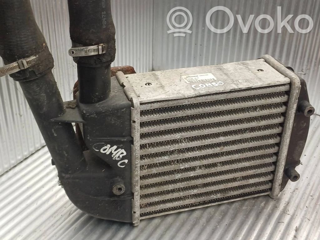 Opel Combo C Interkūlerio radiatorius 