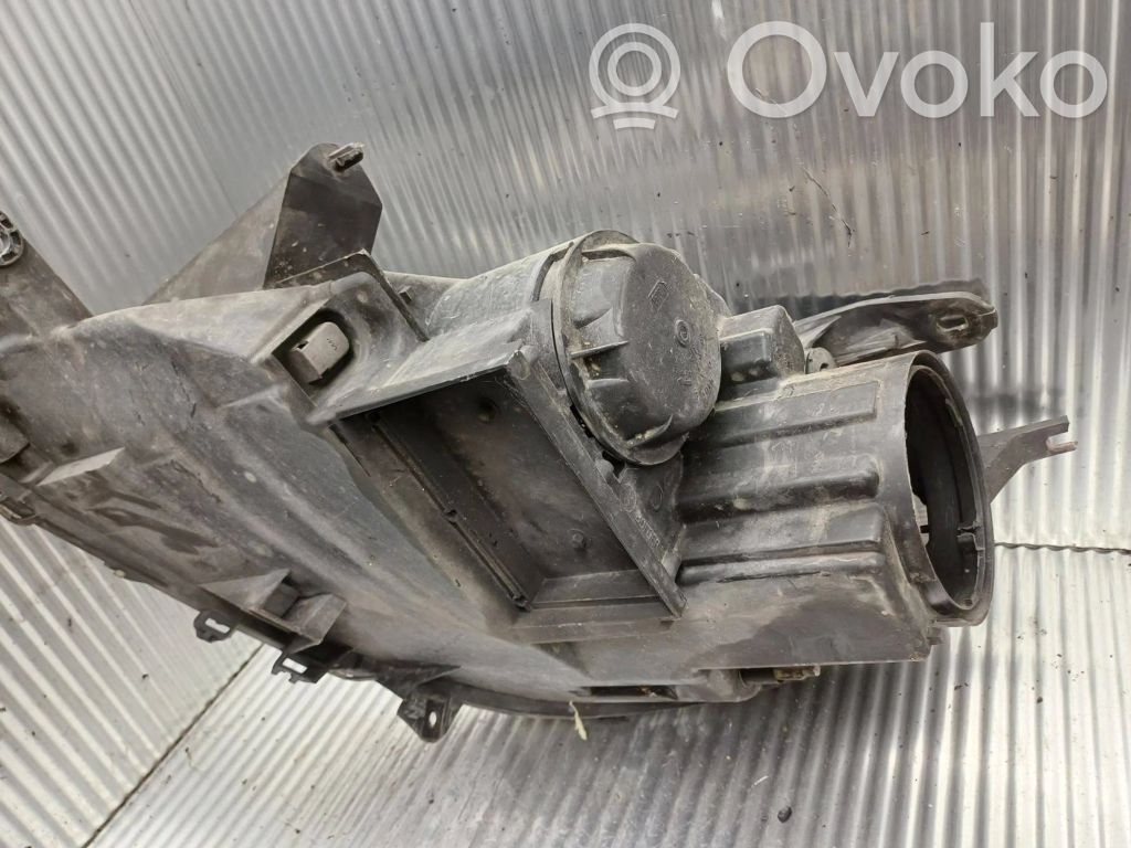 Citroen C8 Phare frontale 