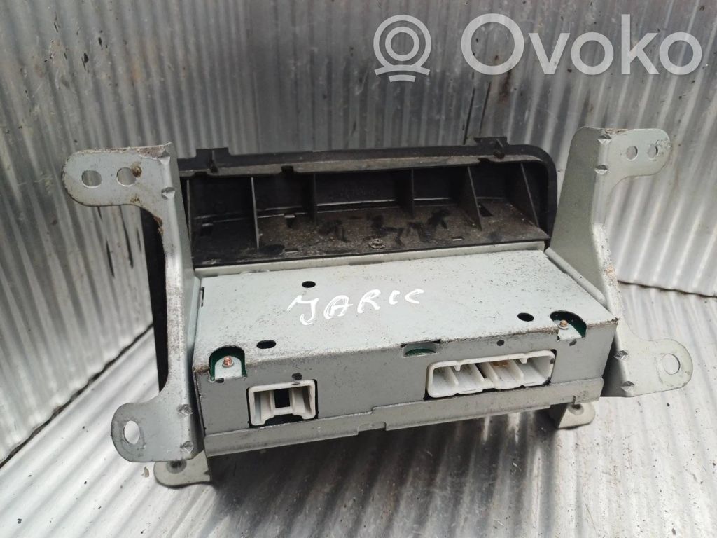 Toyota Yaris Panel / Radioodtwarzacz CD/DVD/GPS 