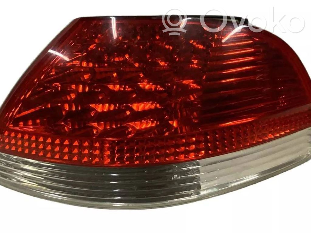Luz trasera/de freno   69142869,6914236,306950