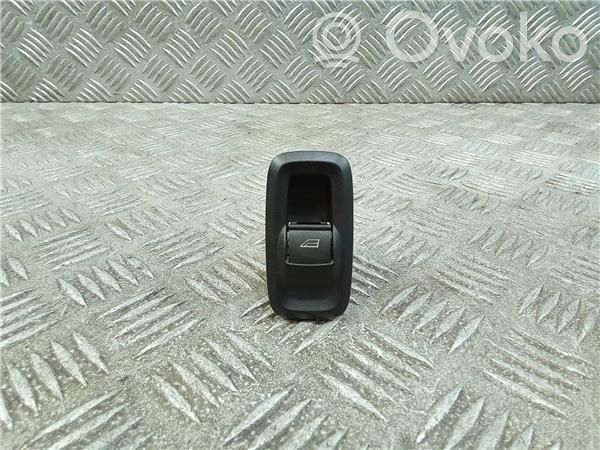 Electric window control switch   G1B514529AA