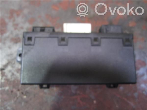 Módulo de fusible   61358376074,5071760