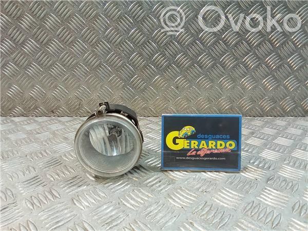 Etusumuvalo   4805857AA,331800