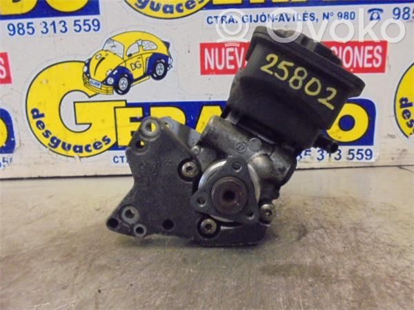 BMW 3 E46 Ohjaustehostimen pumppu