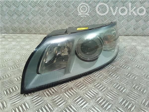 Volvo V50 Lampa przednia 
