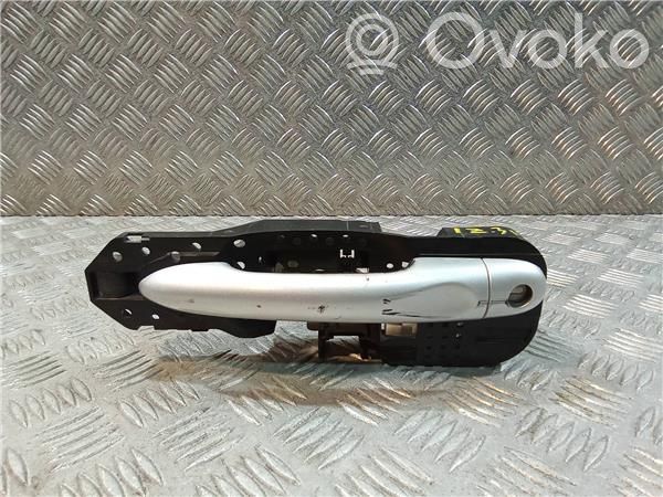 Manecilla externa puerta delantera   806070032R