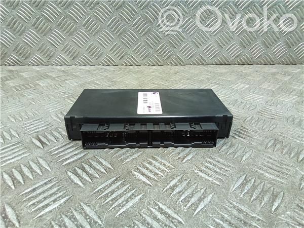 Unidad de control/módulo del motor   61359118730