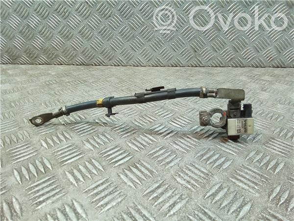 Volvo V60 Minus / Klema / Przewód akumulatora