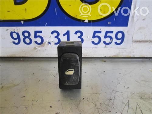 Peugeot 307 Electric window control switch 