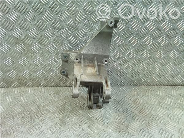 Jeep Renegade Generator/alternator bracket 