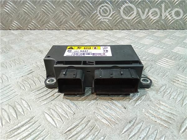 Unidad de control/módulo del Airbag   13575447,404376