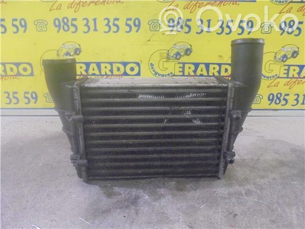 Volkswagen PASSAT Interkūlerio radiatorius 