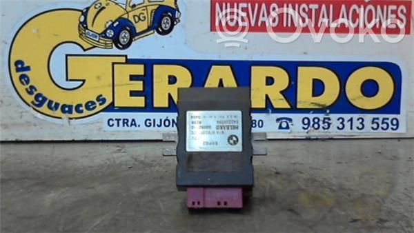 Unité de commande / module de pompe à carburant   676381102