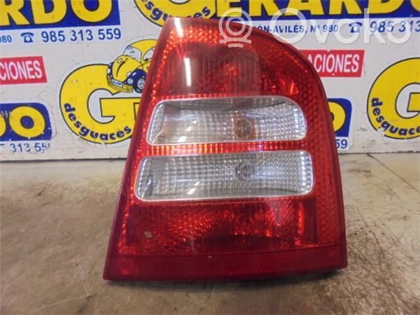 Skoda Octavia Mk1 (1U) Lampada fanale posteriore