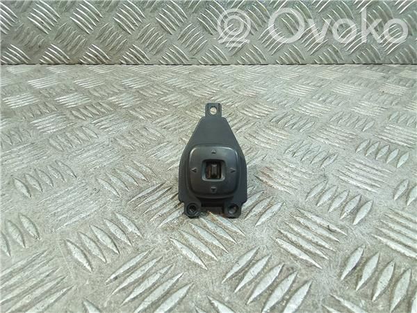 Mazda 3 II Wing mirror switch 
