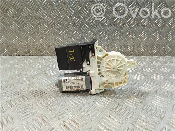 Seat Leon (1P) Motorino deflettore/vetro 