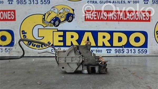 Cerradura de puerta delantera