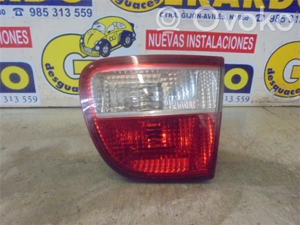 Lámpara de faros/luces traseros