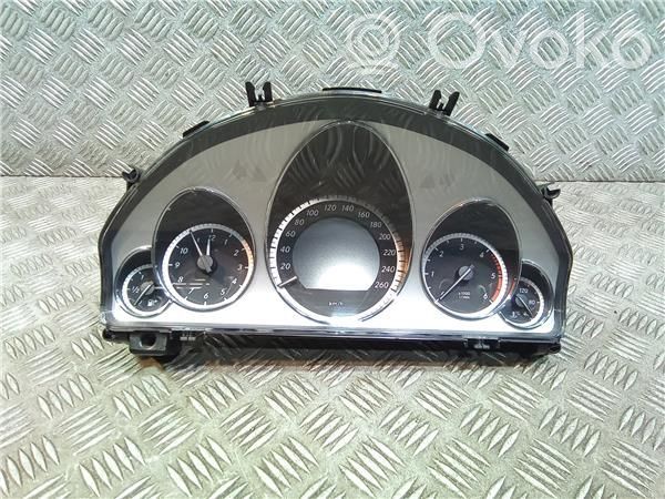 Mercedes-Benz E W212 Vitezometru (grup de instrumente) 