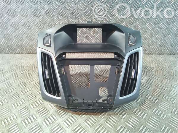 Rejilla de ventilación central del panel   BM5118835BH,BM51A014L21AF