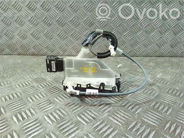 Opel Corsa F Takaoven lukko