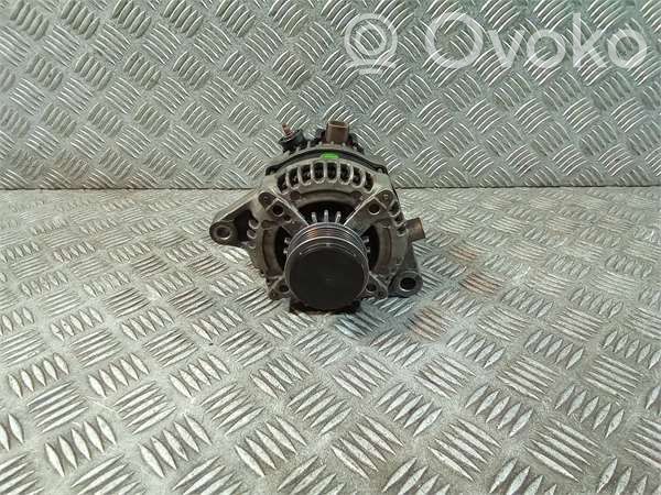 Toyota Corolla Verso E121 Generatore/alternatore