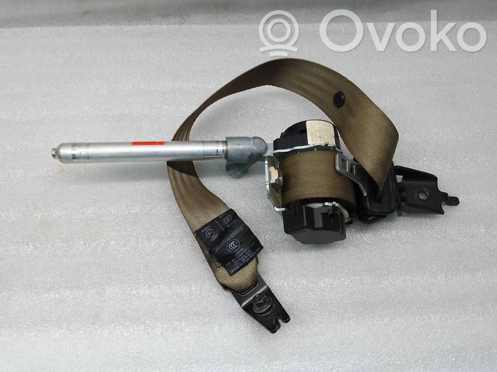 Volvo XC70 Cinturón trasero 