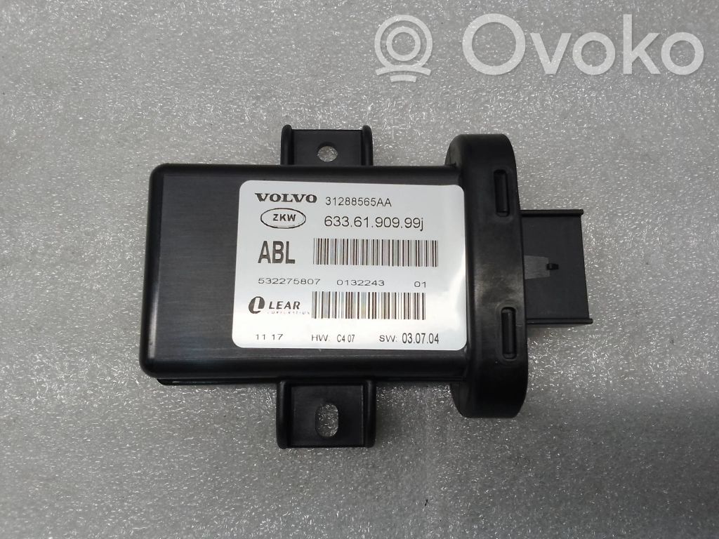 Volvo V70 Light module LCM 