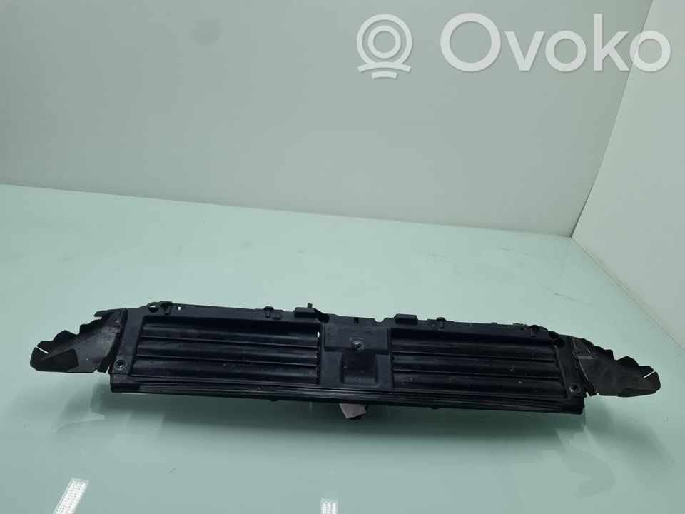 Priekinė šakė   8W0807663