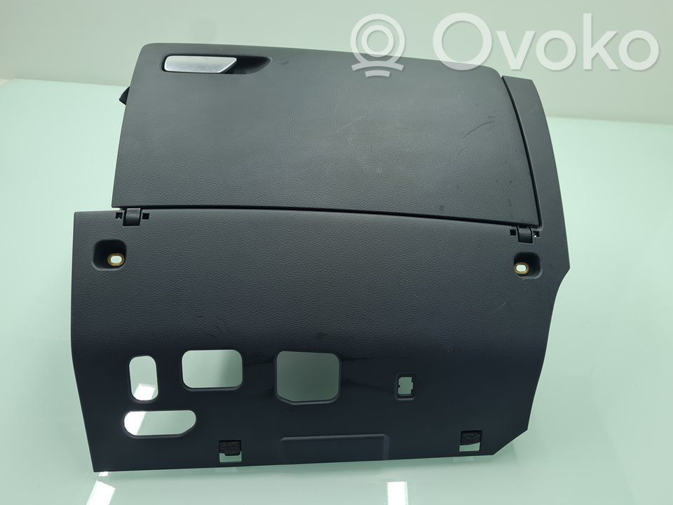 Guantera   1104875X