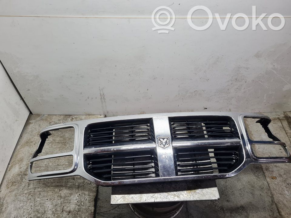 Front grill   5KH12TRMAE