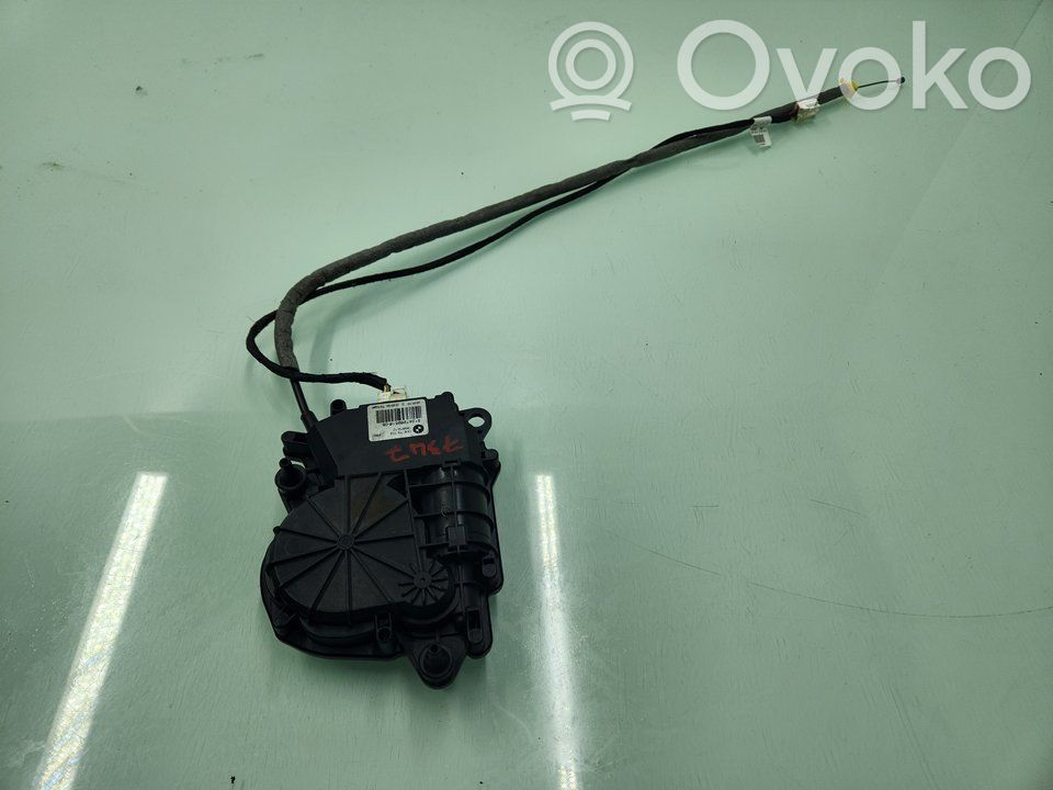 Tailgate lock latch   51247269516