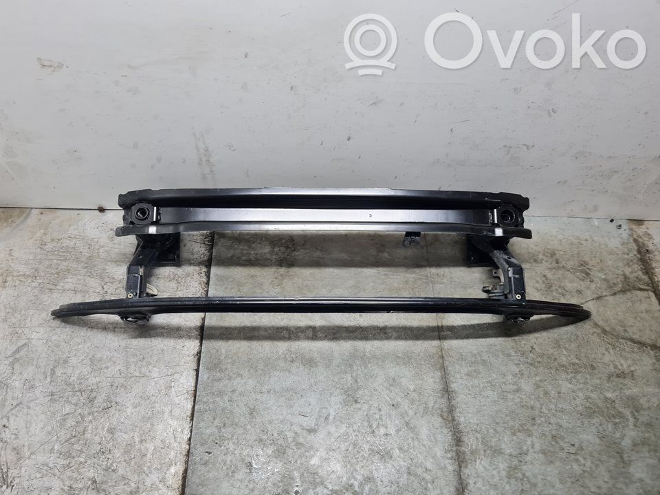 Volkswagen Golf VII Uchwyt / Mocowanie zderzaka przedniego 