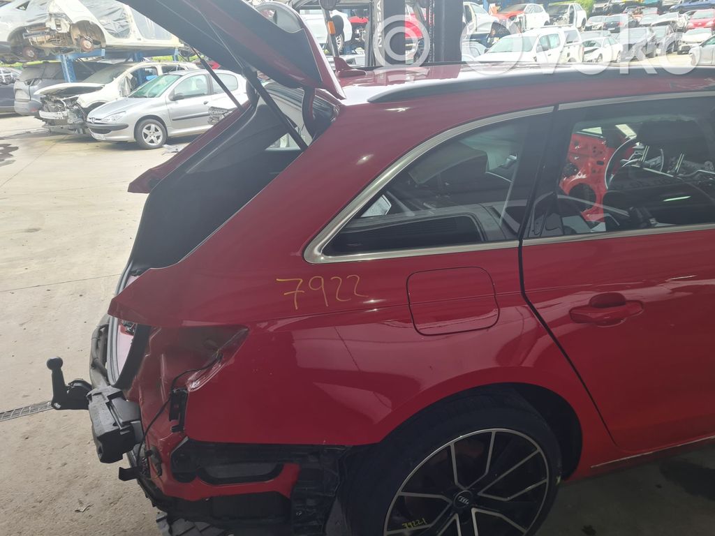 Panel lateral trasero