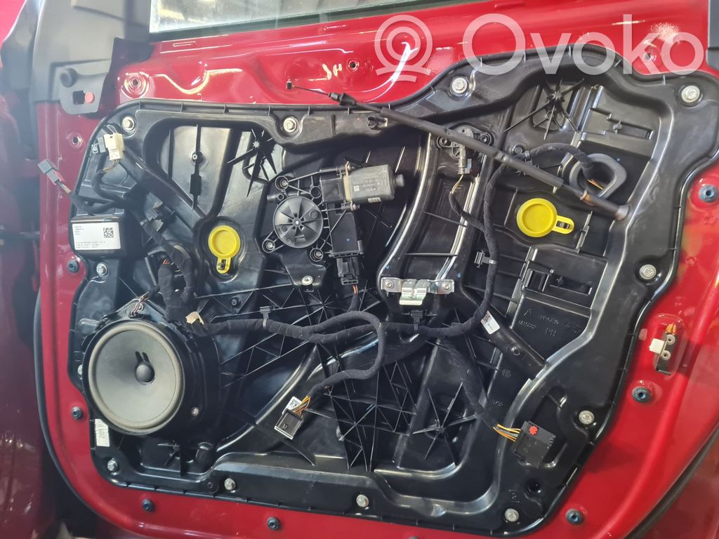 Alfa Romeo Stelvio Podnośnik szyby drzwi z silniczkiem 